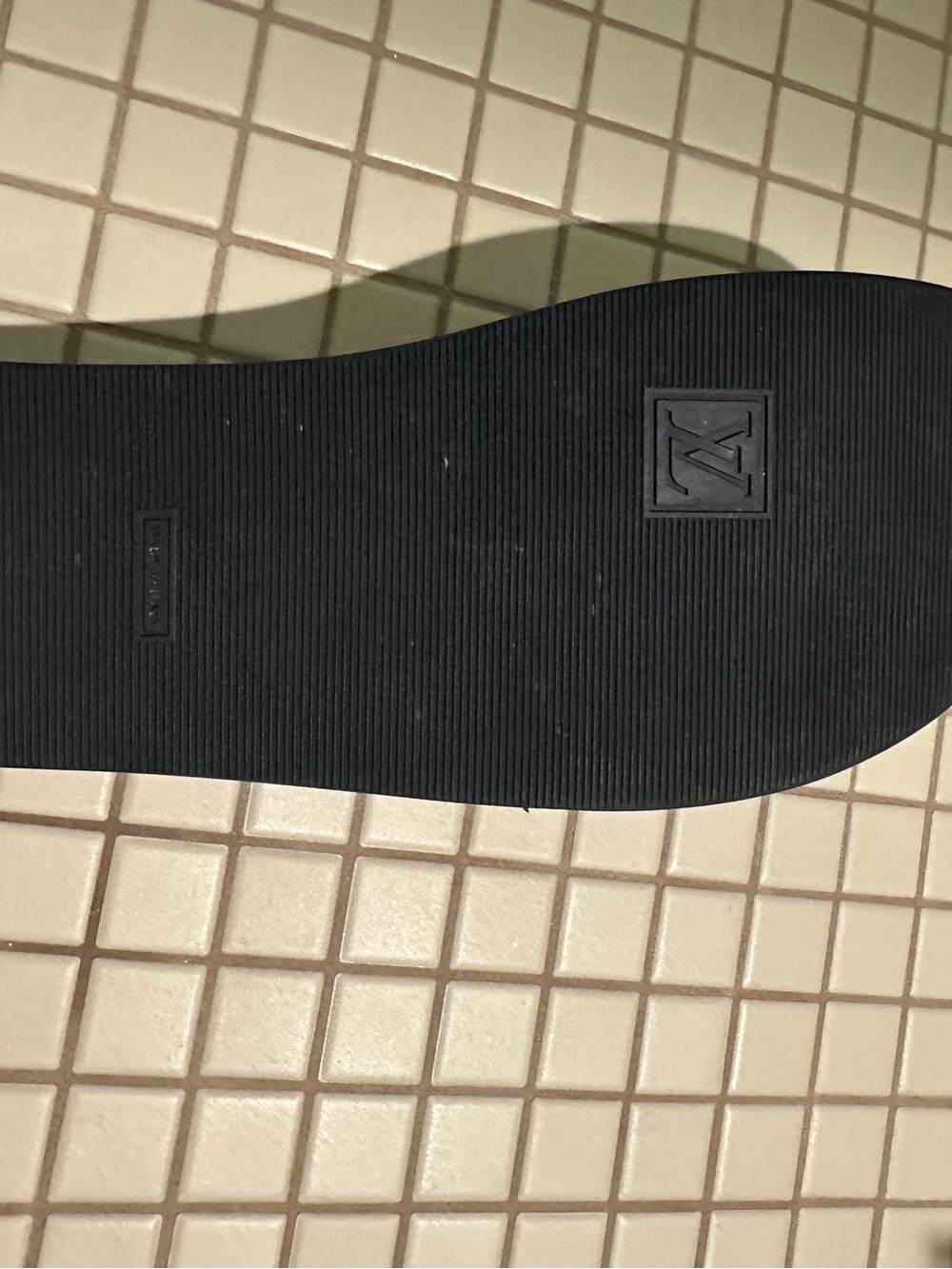 Louis Vuitton Light Blue and Navy Beach Flip Flops - Picture 5 of 6